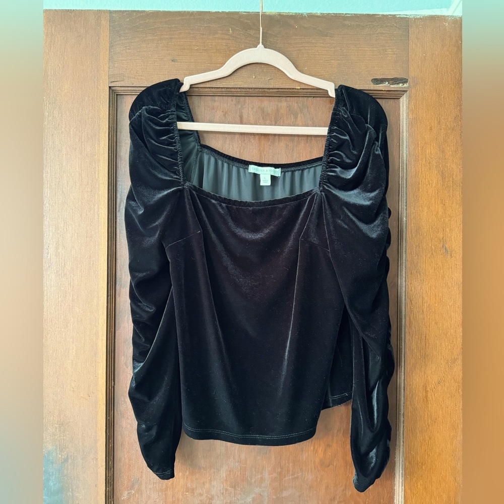 Chelsea & Violet Black Velvet Blouse - L - Never Worn